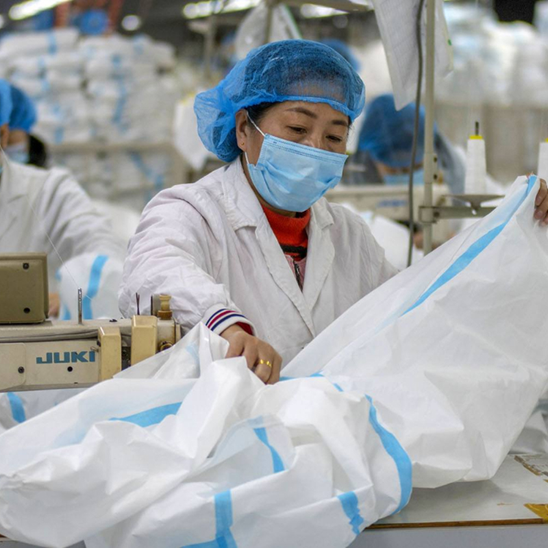 Το εργοστάσιο ρούχων Ruoxuan εξήγαγε 450K προστατευτικά κοστούμια στις ΗΠΑ.